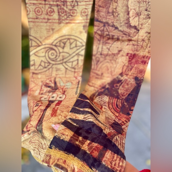 Eye of Horus RARE Niyama Sol leggings. Egyptian Hieroglyphs throughout,gold tone - Picture 5 of 7